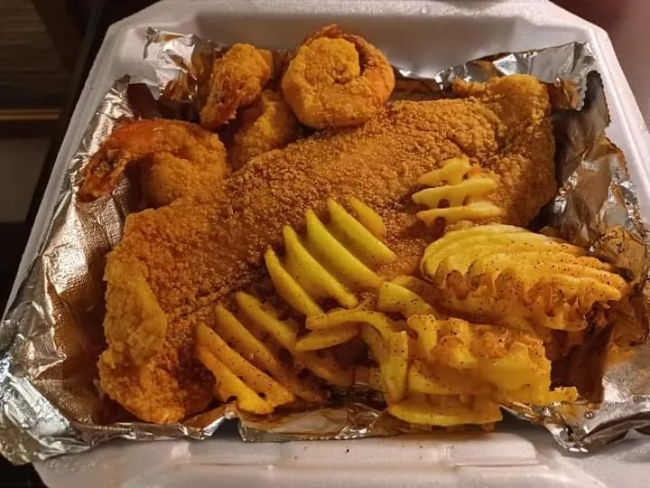 Fish and Shrimp Basket